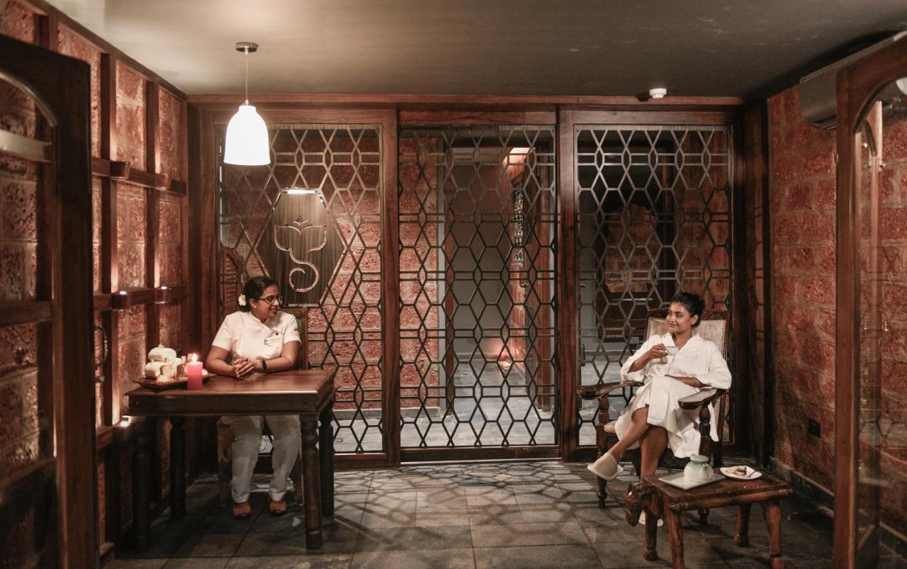 Storii By Itc Hotels, Shanti Morada Goa Resort Calangute